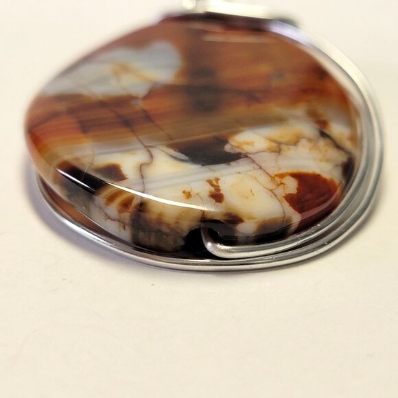 Amber Colored Agate Gemstone Pendant - Picture 3 of 11